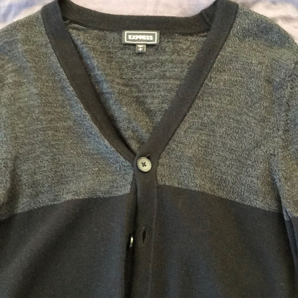 Express Cardigan - Picture 2 of 4
